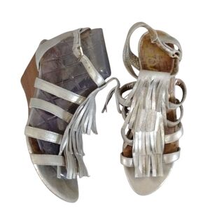 Sam Edelman Sandra Metallic Fringed Wedge Sandals Size 7.5